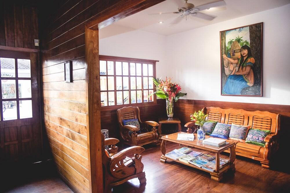 Hotel Bocas Del Toro 4*